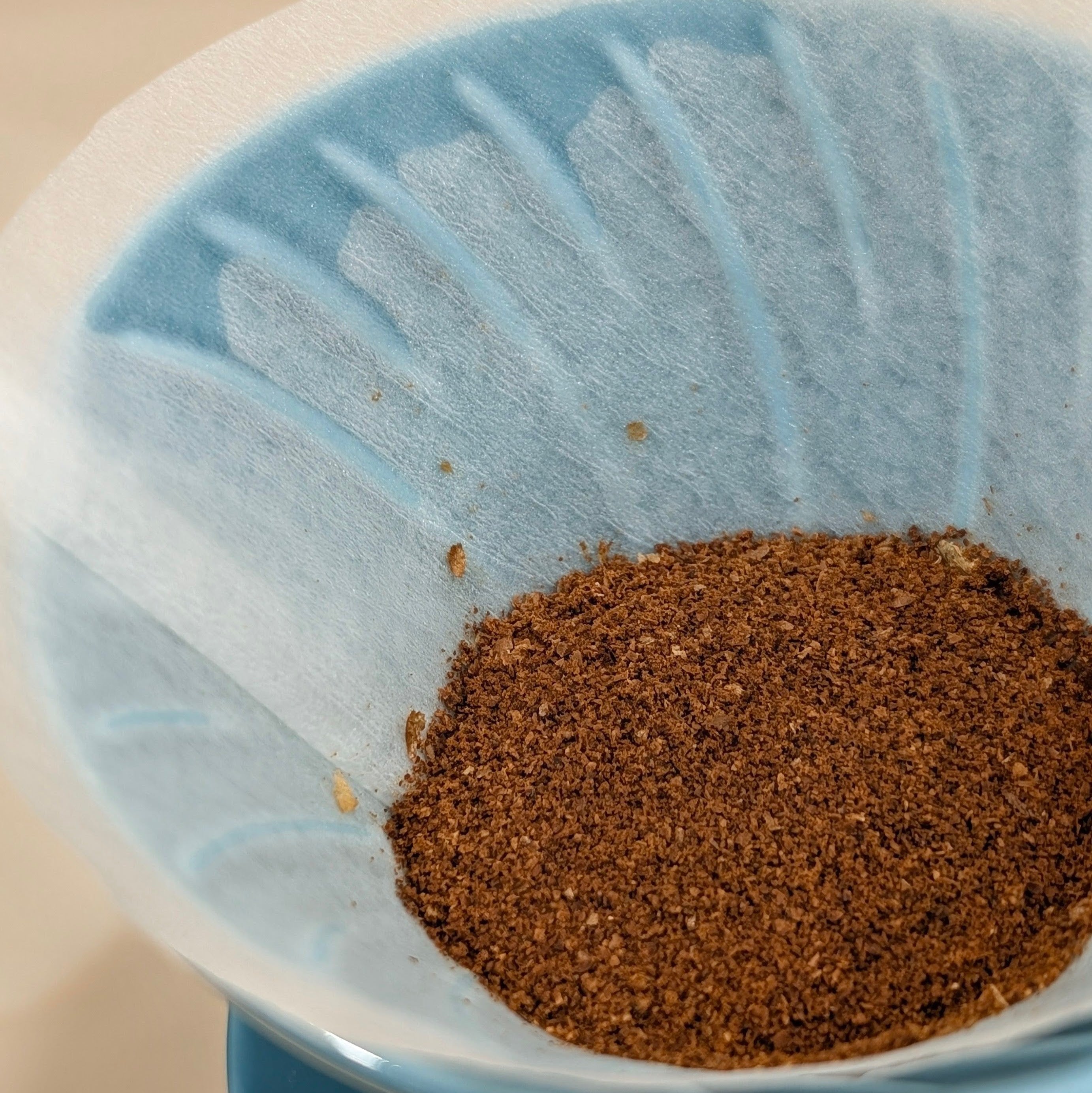 Hario V60 02 - Blue Ceramic - Lulo Coffee